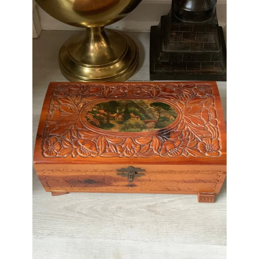 Vintage Hand Carved Wood Jewelry Box Floral‎ Relief Scenic Inset Mirror Footed